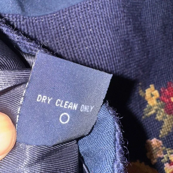 Vintage Fox and Floral Tapestry Vest - Picture 7 of 7